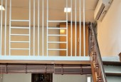 Hiếm, cho thuê ở hộ gia đình căn hộ Tập thể tầng 2 Phố Hàng Quạt 60m2, 2 ngủ,  Full đồ, 9 Triệu